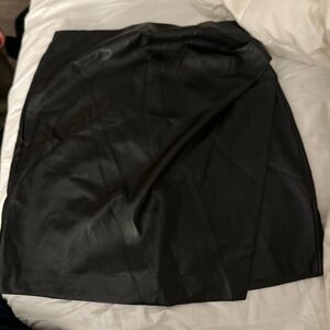 Wilfred Angie Leather Mini Skirt
